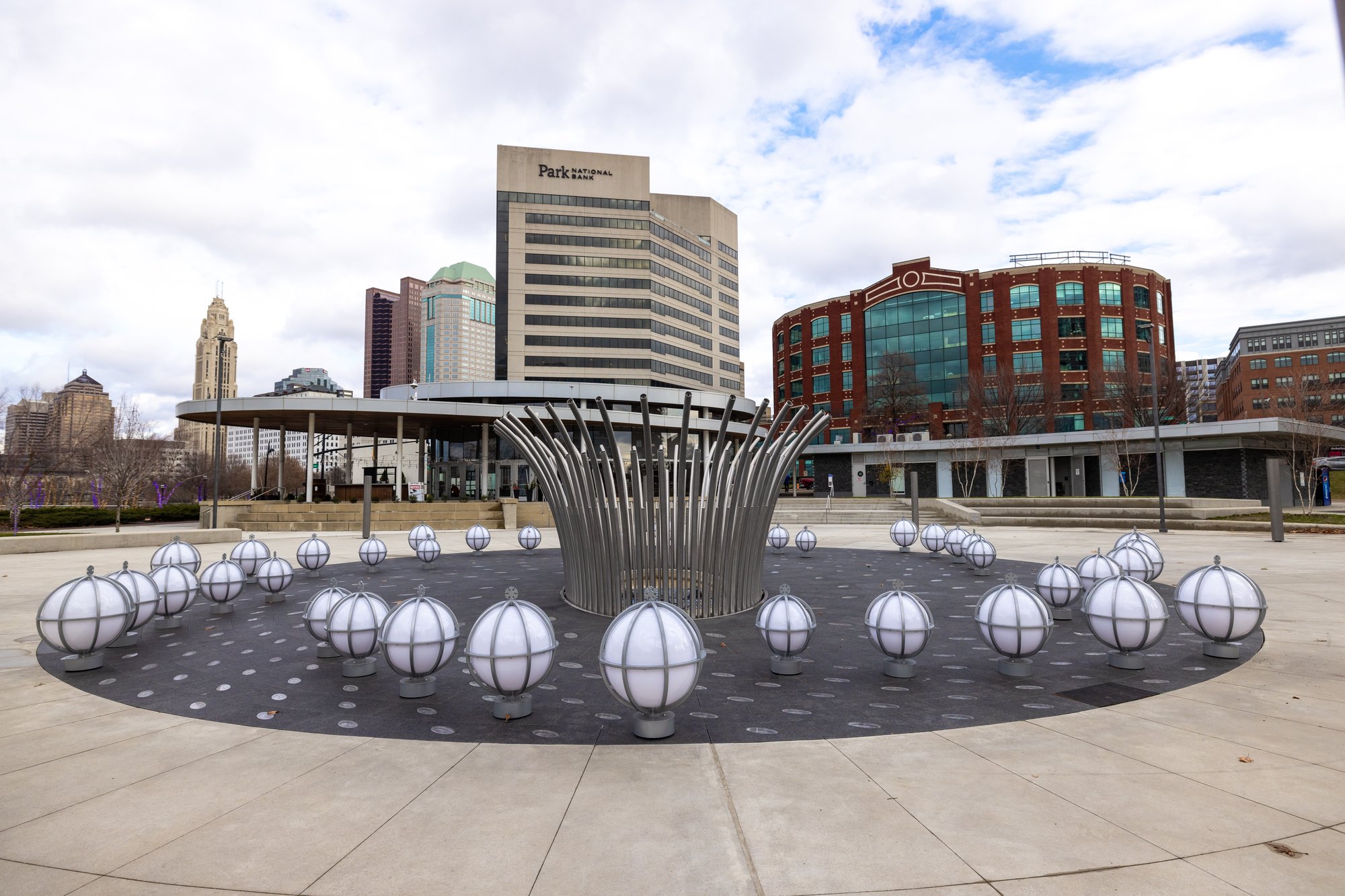 CS_SciotoMile_IlluminatedGlobes_052