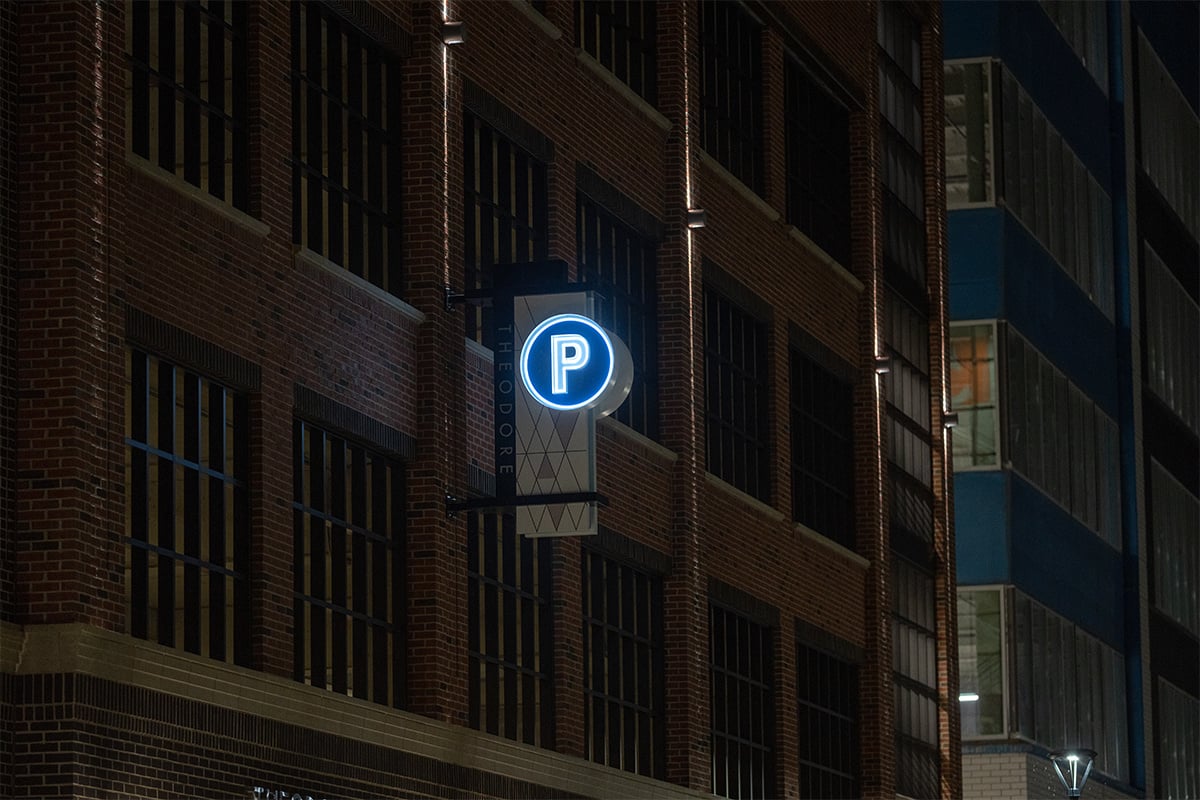 Arch-Signage_BridgePark_ParkingSign_020